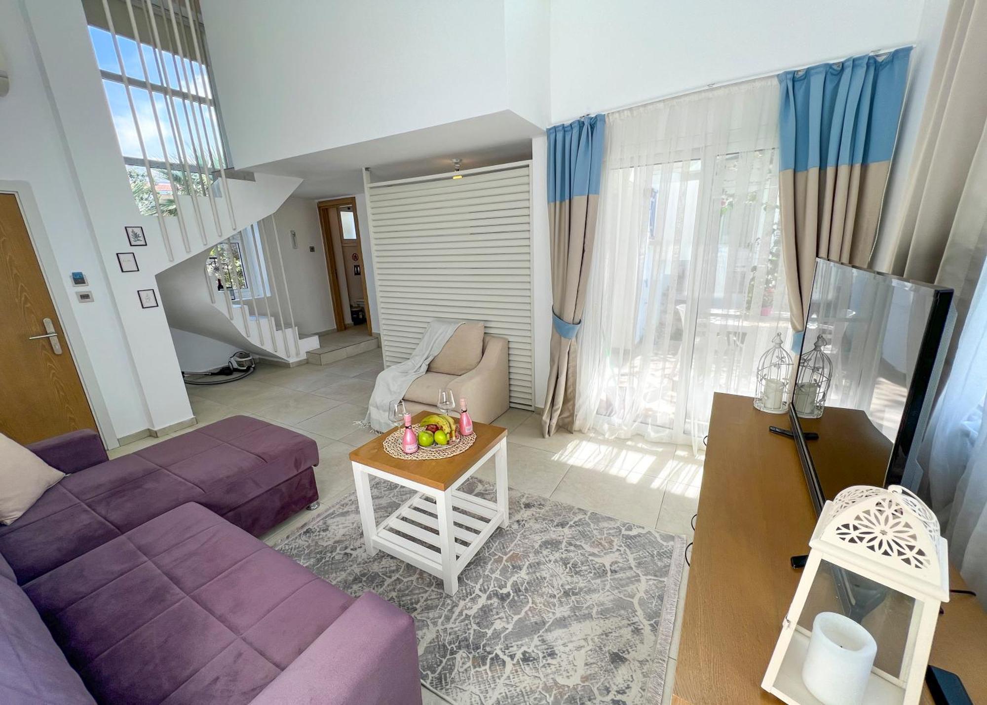 Garden Loft Apt With Pool In Alsancak Kyrenia Kyrenia  Exterior foto